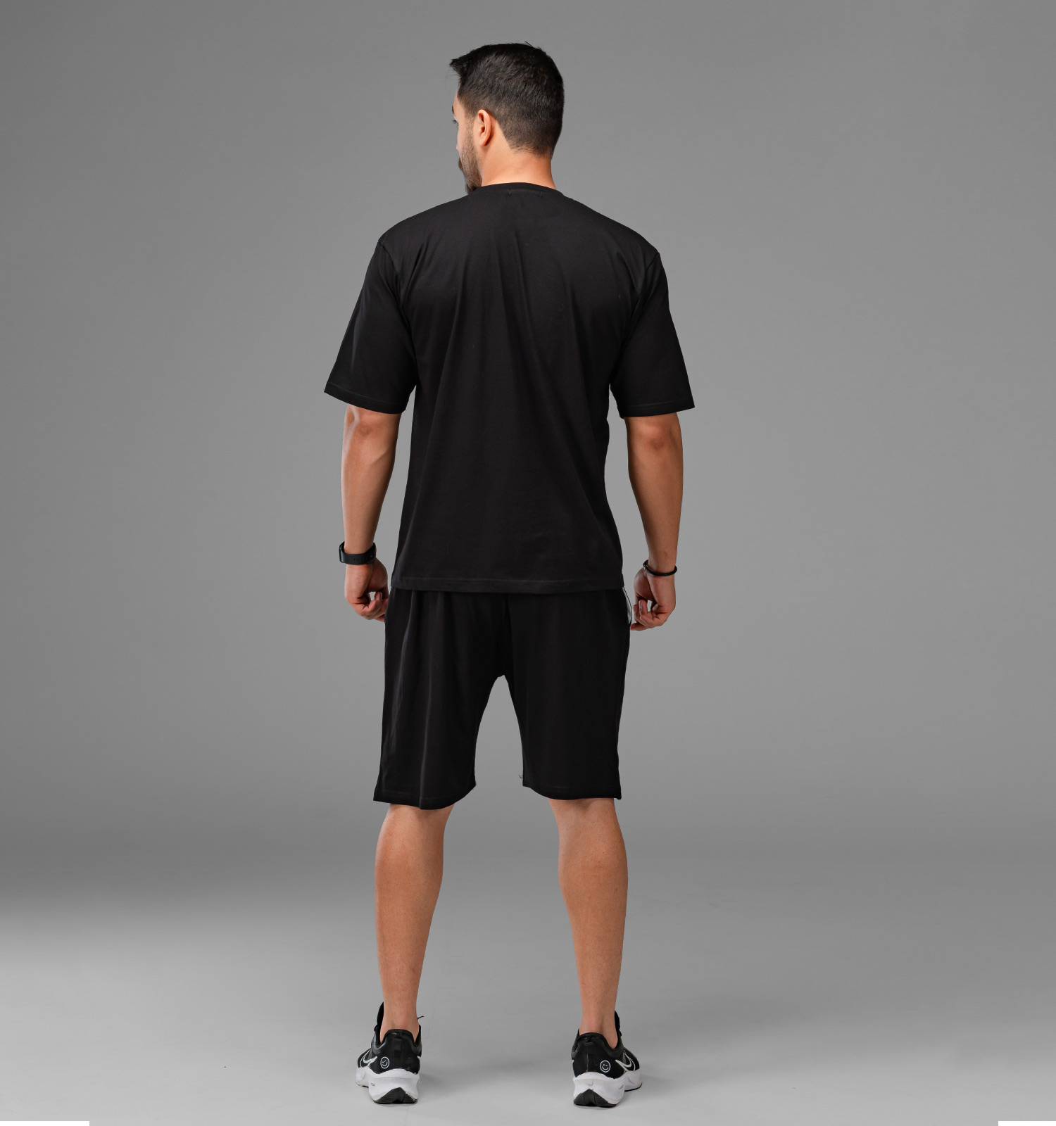 ست تیشرت و شلوارک مردانه طرح دار Nike یقه گرد مشکی مدل 47714