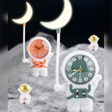 چراغ مطالعه ساعتی فضانورد مدل 41668