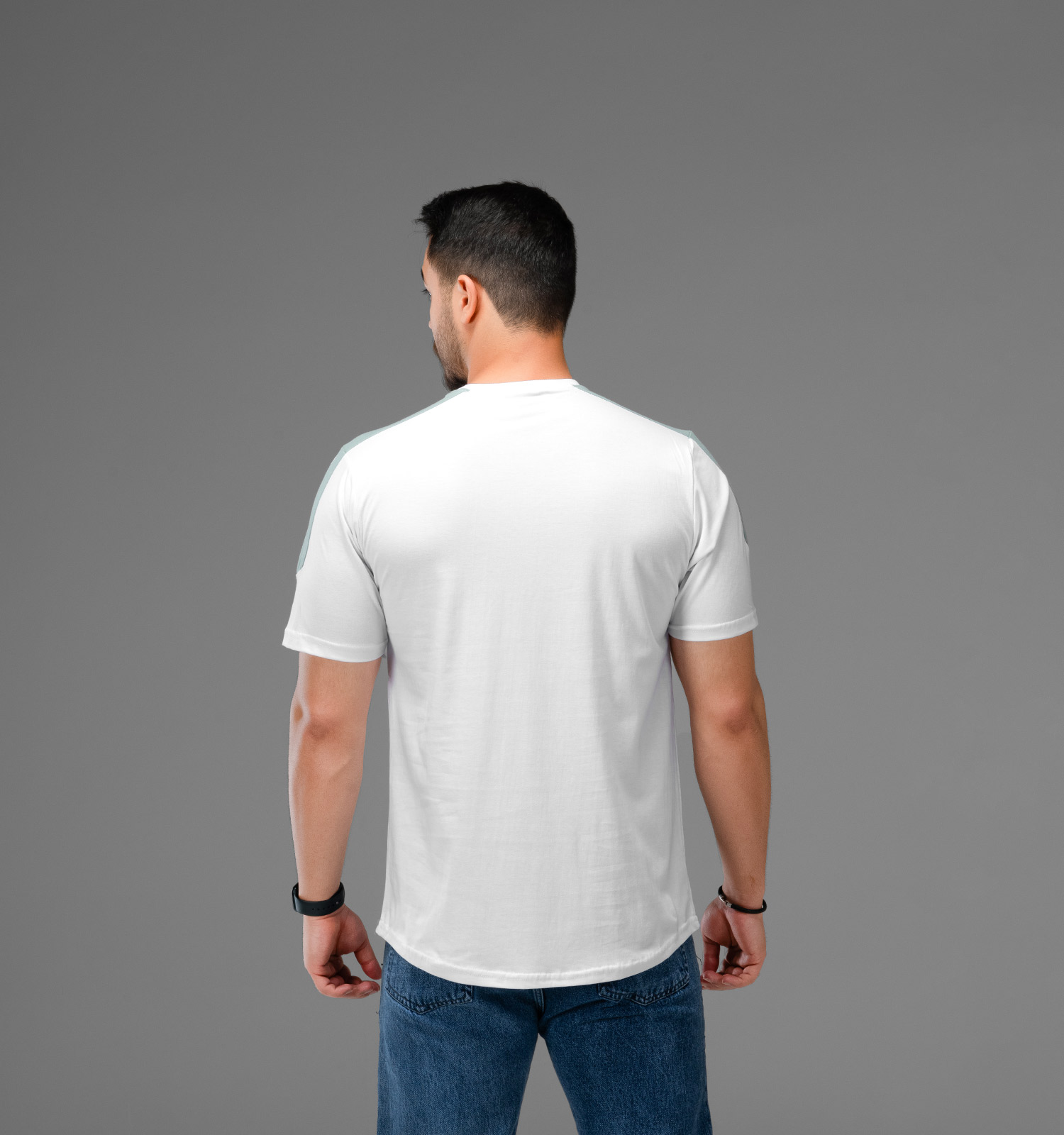 تیشرت pegador یقه گرد مردانه سفید نخ پنبه طرح دار مدل 47577