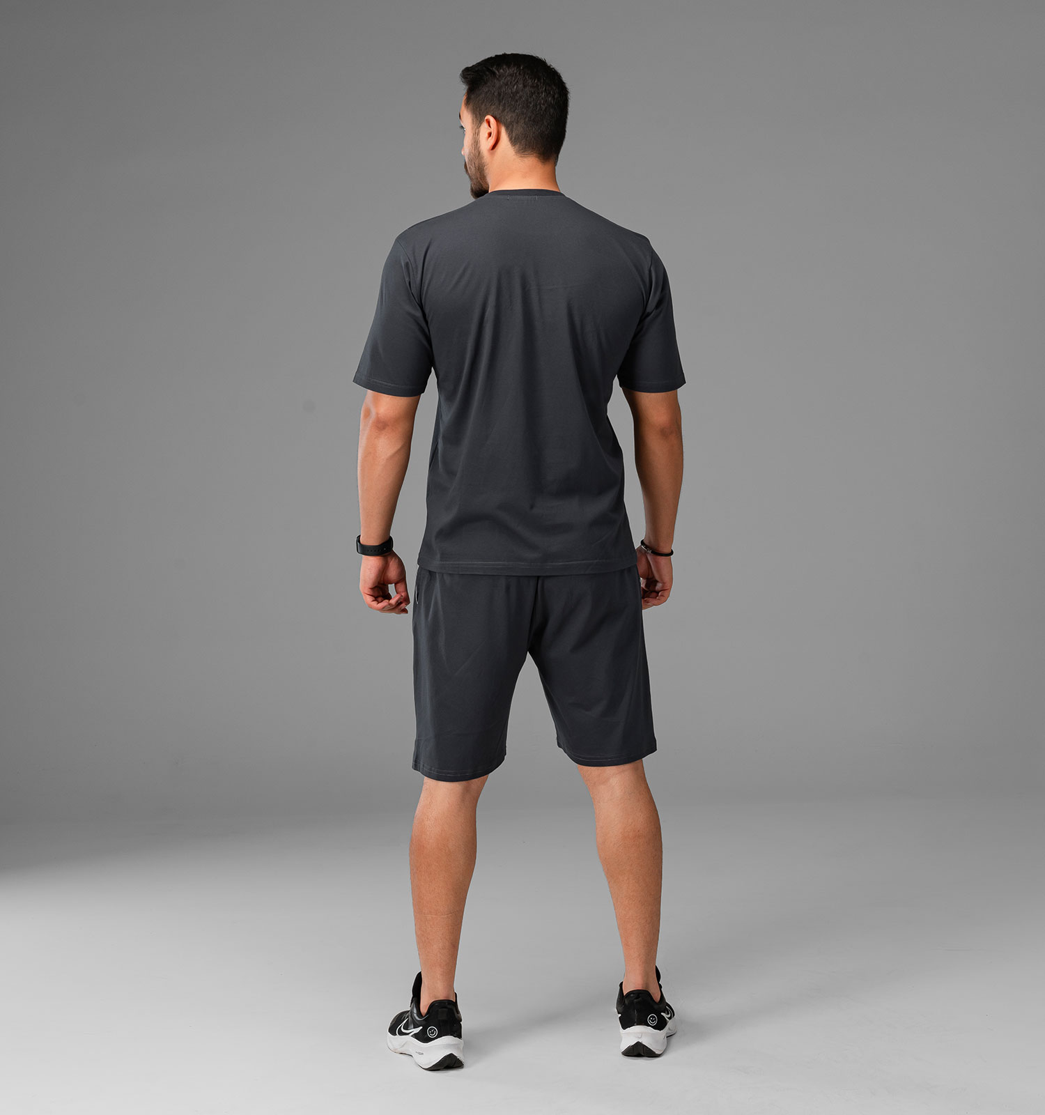 ست تیشرت و شلوارک مردانه طرح دار Nike یقه گرد طوسی مدل 47709